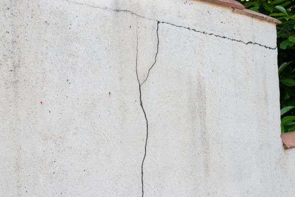 Cost of Foundation Crack Patching in Newburgh